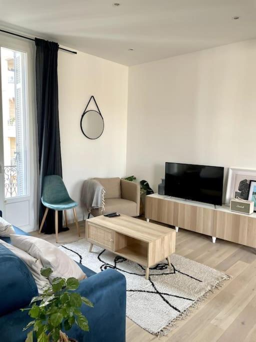 Superbe 2 Pieces Lumineux - Cannes Gare Экстерьер фото
